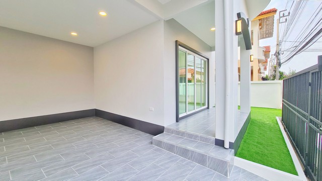 ประกาศฟรี! ซื้อ-ขาย-เช่า คอนโด บ้าน ทาวน์โฮม ที่ดิน และพื้นที่เชิงพาณิชย์ทั่วประเทศไทย ทุกทำเล ทุกงบประมาณ ไม่มีค่าใช้จ่าย ลงง่าย ขายไว เข้าถึงผู้ซื้อโดยตรง 4 293023pic3.jpg