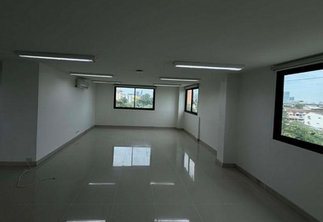 ประกาศฟรี! ซื้อ-ขาย-เช่า คอนโด บ้าน ทาวน์โฮม ที่ดิน และพื้นที่เชิงพาณิชย์ทั่วประเทศไทย ทุกทำเล ทุกงบประมาณ ไม่มีค่าใช้จ่าย ลงง่าย ขายไว เข้าถึงผู้ซื้อโดยตรง 3 507278pic2.jpg