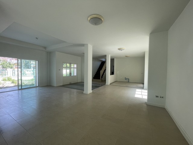 ประกาศฟรี! ซื้อ-ขาย-เช่า คอนโด บ้าน ทาวน์โฮม ที่ดิน และพื้นที่เชิงพาณิชย์ทั่วประเทศไทย ทุกทำเล ทุกงบประมาณ ไม่มีค่าใช้จ่าย ลงง่าย ขายไว เข้าถึงผู้ซื้อโดยตรง 5 243336pic4.jpg