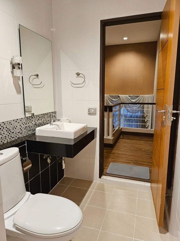 ประกาศฟรี! ซื้อ-ขาย-เช่า คอนโด บ้าน ทาวน์โฮม ที่ดิน และพื้นที่เชิงพาณิชย์ทั่วประเทศไทย ทุกทำเล ทุกงบประมาณ ไม่มีค่าใช้จ่าย ลงง่าย ขายไว เข้าถึงผู้ซื้อโดยตรง 5 245521pic4.jpg