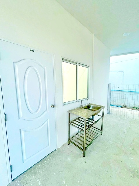 ประกาศฟรี! ซื้อ-ขาย-เช่า คอนโด บ้าน ทาวน์โฮม ที่ดิน และพื้นที่เชิงพาณิชย์ทั่วประเทศไทย ทุกทำเล ทุกงบประมาณ ไม่มีค่าใช้จ่าย ลงง่าย ขายไว เข้าถึงผู้ซื้อโดยตรง 3 245496pic2.jpg