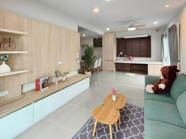 ประกาศฟรี! ซื้อ-ขาย-เช่า คอนโด บ้าน ทาวน์โฮม ที่ดิน และพื้นที่เชิงพาณิชย์ทั่วประเทศไทย ทุกทำเล ทุกงบประมาณ ไม่มีค่าใช้จ่าย ลงง่าย ขายไว เข้าถึงผู้ซื้อโดยตรง 5 244181pic4.jpg