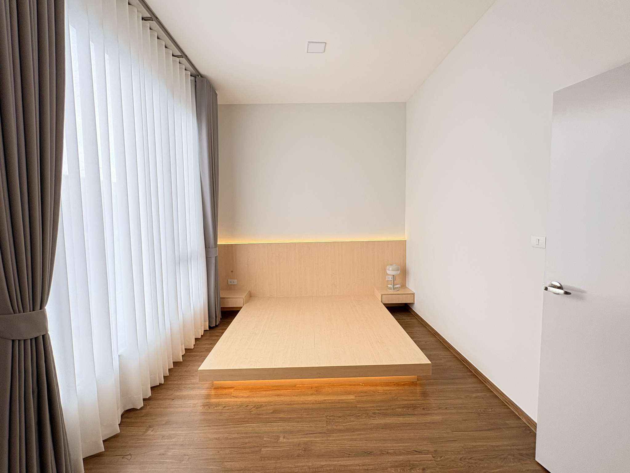 ประกาศฟรี! ซื้อ-ขาย-เช่า คอนโด บ้าน ทาวน์โฮม ที่ดิน และพื้นที่เชิงพาณิชย์ทั่วประเทศไทย ทุกทำเล ทุกงบประมาณ ไม่มีค่าใช้จ่าย ลงง่าย ขายไว เข้าถึงผู้ซื้อโดยตรง 3 246170pic2.jpg