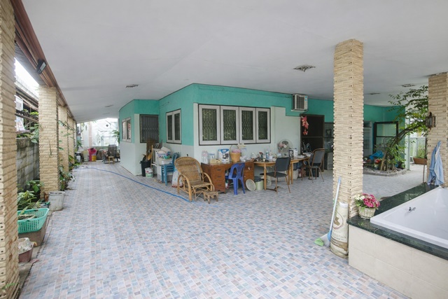 ประกาศฟรี! ซื้อ-ขาย-เช่า คอนโด บ้าน ทาวน์โฮม ที่ดิน และพื้นที่เชิงพาณิชย์ทั่วประเทศไทย ทุกทำเล ทุกงบประมาณ ไม่มีค่าใช้จ่าย ลงง่าย ขายไว เข้าถึงผู้ซื้อโดยตรง 2 245592pic1.jpg