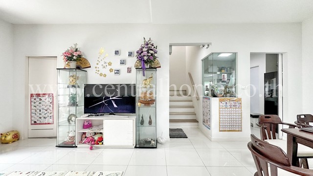 ประกาศฟรี! ซื้อ-ขาย-เช่า คอนโด บ้าน ทาวน์โฮม ที่ดิน และพื้นที่เชิงพาณิชย์ทั่วประเทศไทย ทุกทำเล ทุกงบประมาณ ไม่มีค่าใช้จ่าย ลงง่าย ขายไว เข้าถึงผู้ซื้อโดยตรง 5 278970pic4.jpg