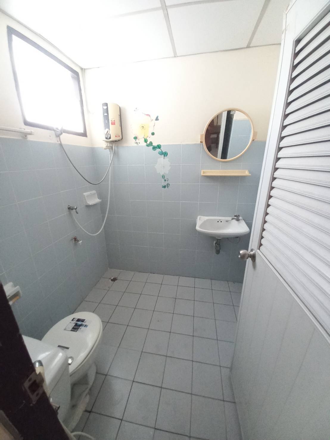 ประกาศฟรี! ซื้อ-ขาย-เช่า คอนโด บ้าน ทาวน์โฮม ที่ดิน และพื้นที่เชิงพาณิชย์ทั่วประเทศไทย ทุกทำเล ทุกงบประมาณ ไม่มีค่าใช้จ่าย ลงง่าย ขายไว เข้าถึงผู้ซื้อโดยตรง 5 508817pic4.jpg