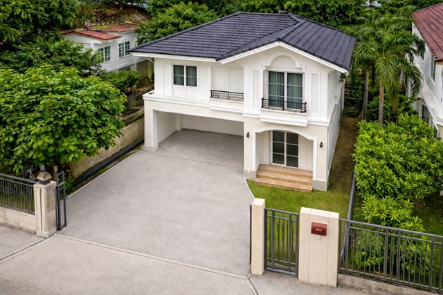 ประกาศฟรี! ซื้อ-ขาย-เช่า คอนโด บ้าน ทาวน์โฮม ที่ดิน และพื้นที่เชิงพาณิชย์ทั่วประเทศไทย ทุกทำเล ทุกงบประมาณ ไม่มีค่าใช้จ่าย ลงง่าย ขายไว เข้าถึงผู้ซื้อโดยตรง 2 246339pic1.jpg