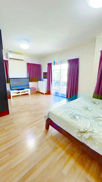 ประกาศฟรี! ซื้อ-ขาย-เช่า คอนโด บ้าน ทาวน์โฮม ที่ดิน และพื้นที่เชิงพาณิชย์ทั่วประเทศไทย ทุกทำเล ทุกงบประมาณ ไม่มีค่าใช้จ่าย ลงง่าย ขายไว เข้าถึงผู้ซื้อโดยตรง 4 246339pic3.jpg