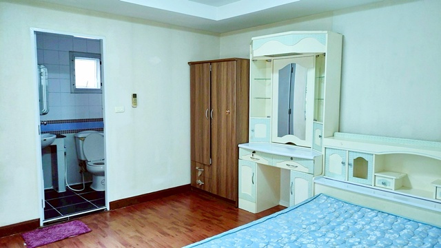 ประกาศฟรี! ซื้อ-ขาย-เช่า คอนโด บ้าน ทาวน์โฮม ที่ดิน และพื้นที่เชิงพาณิชย์ทั่วประเทศไทย ทุกทำเล ทุกงบประมาณ ไม่มีค่าใช้จ่าย ลงง่าย ขายไว เข้าถึงผู้ซื้อโดยตรง 4 246338pic3.jpg