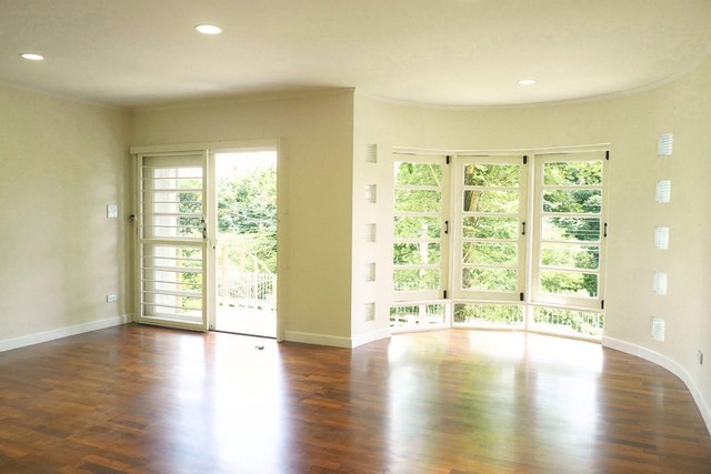 ประกาศฟรี! ซื้อ-ขาย-เช่า คอนโด บ้าน ทาวน์โฮม ที่ดิน และพื้นที่เชิงพาณิชย์ทั่วประเทศไทย ทุกทำเล ทุกงบประมาณ ไม่มีค่าใช้จ่าย ลงง่าย ขายไว เข้าถึงผู้ซื้อโดยตรง 5 293083pic4.jpg