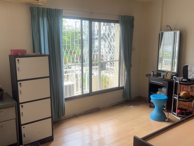 ประกาศฟรี! ซื้อ-ขาย-เช่า คอนโด บ้าน ทาวน์โฮม ที่ดิน และพื้นที่เชิงพาณิชย์ทั่วประเทศไทย ทุกทำเล ทุกงบประมาณ ไม่มีค่าใช้จ่าย ลงง่าย ขายไว เข้าถึงผู้ซื้อโดยตรง 5 309295pic4.jpg