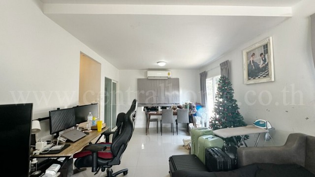 ประกาศฟรี! ซื้อ-ขาย-เช่า คอนโด บ้าน ทาวน์โฮม ที่ดิน และพื้นที่เชิงพาณิชย์ทั่วประเทศไทย ทุกทำเล ทุกงบประมาณ ไม่มีค่าใช้จ่าย ลงง่าย ขายไว เข้าถึงผู้ซื้อโดยตรง 3 246451pic2.jpg