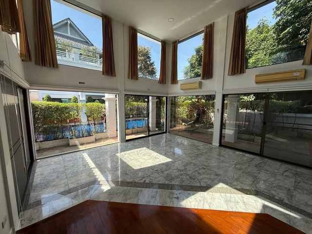 ประกาศฟรี! ซื้อ-ขาย-เช่า คอนโด บ้าน ทาวน์โฮม ที่ดิน และพื้นที่เชิงพาณิชย์ทั่วประเทศไทย ทุกทำเล ทุกงบประมาณ ไม่มีค่าใช้จ่าย ลงง่าย ขายไว เข้าถึงผู้ซื้อโดยตรง 5 508781pic4.jpg