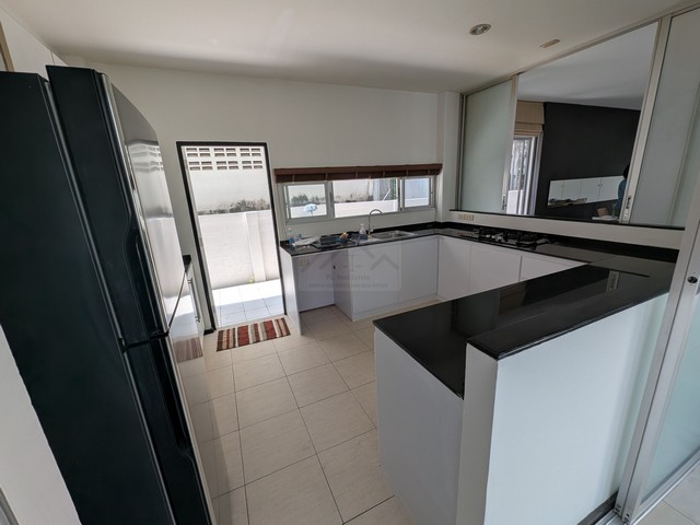 ประกาศฟรี! ซื้อ-ขาย-เช่า คอนโด บ้าน ทาวน์โฮม ที่ดิน และพื้นที่เชิงพาณิชย์ทั่วประเทศไทย ทุกทำเล ทุกงบประมาณ ไม่มีค่าใช้จ่าย ลงง่าย ขายไว เข้าถึงผู้ซื้อโดยตรง 4 508757pic3.jpg