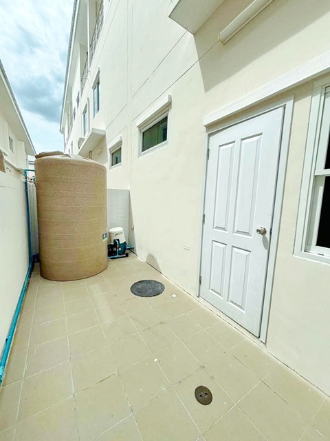 ประกาศฟรี! ซื้อ-ขาย-เช่า คอนโด บ้าน ทาวน์โฮม ที่ดิน และพื้นที่เชิงพาณิชย์ทั่วประเทศไทย ทุกทำเล ทุกงบประมาณ ไม่มีค่าใช้จ่าย ลงง่าย ขายไว เข้าถึงผู้ซื้อโดยตรง 5 246425pic4.jpg