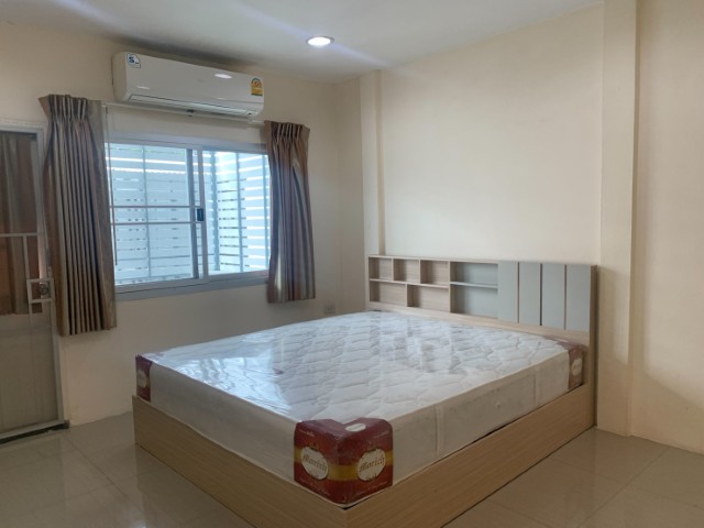 ประกาศฟรี! ซื้อ-ขาย-เช่า คอนโด บ้าน ทาวน์โฮม ที่ดิน และพื้นที่เชิงพาณิชย์ทั่วประเทศไทย ทุกทำเล ทุกงบประมาณ ไม่มีค่าใช้จ่าย ลงง่าย ขายไว เข้าถึงผู้ซื้อโดยตรง 4 312725pic3.jpg