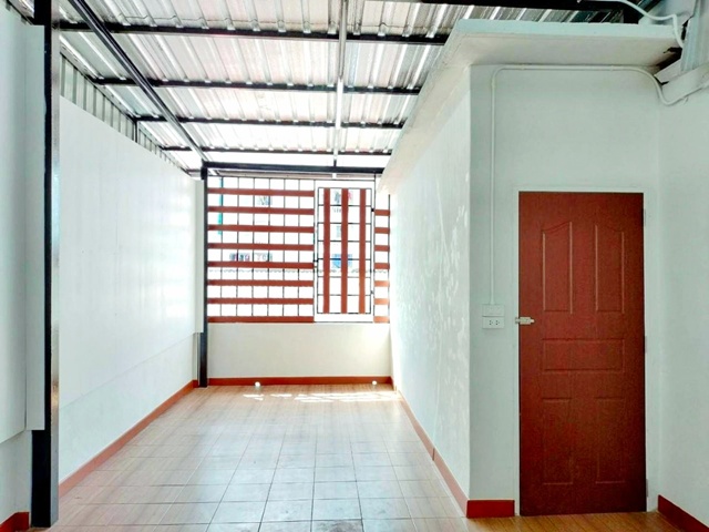 ประกาศฟรี! ซื้อ-ขาย-เช่า คอนโด บ้าน ทาวน์โฮม ที่ดิน และพื้นที่เชิงพาณิชย์ทั่วประเทศไทย ทุกทำเล ทุกงบประมาณ ไม่มีค่าใช้จ่าย ลงง่าย ขายไว เข้าถึงผู้ซื้อโดยตรง 4 246512pic3.jpg