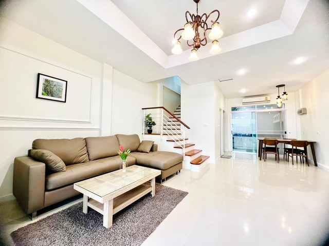 ประกาศฟรี! ซื้อ-ขาย-เช่า คอนโด บ้าน ทาวน์โฮม ที่ดิน และพื้นที่เชิงพาณิชย์ทั่วประเทศไทย ทุกทำเล ทุกงบประมาณ ไม่มีค่าใช้จ่าย ลงง่าย ขายไว เข้าถึงผู้ซื้อโดยตรง 4 246527pic3.jpg