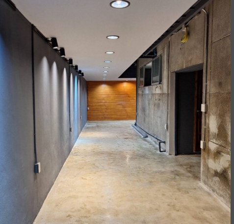 ประกาศฟรี! ซื้อ-ขาย-เช่า คอนโด บ้าน ทาวน์โฮม ที่ดิน และพื้นที่เชิงพาณิชย์ทั่วประเทศไทย ทุกทำเล ทุกงบประมาณ ไม่มีค่าใช้จ่าย ลงง่าย ขายไว เข้าถึงผู้ซื้อโดยตรง 2 273524pic1.jpg