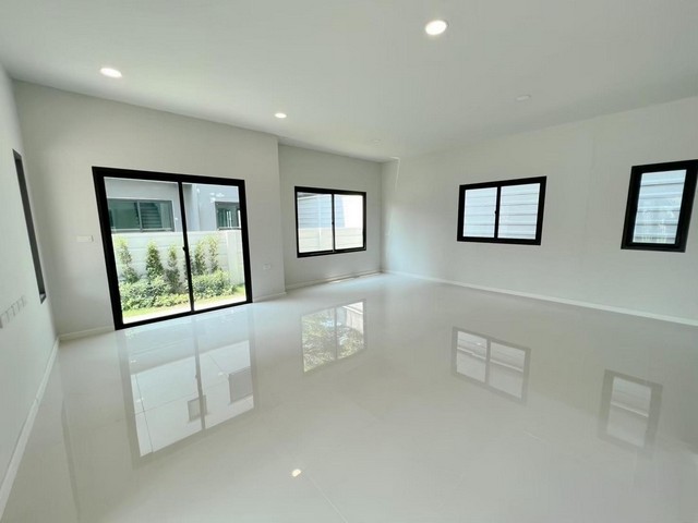 ประกาศฟรี! ซื้อ-ขาย-เช่า คอนโด บ้าน ทาวน์โฮม ที่ดิน และพื้นที่เชิงพาณิชย์ทั่วประเทศไทย ทุกทำเล ทุกงบประมาณ ไม่มีค่าใช้จ่าย ลงง่าย ขายไว เข้าถึงผู้ซื้อโดยตรง 4 293437pic3.jpg