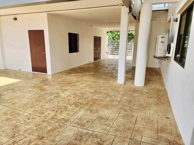 ประกาศฟรี! ซื้อ-ขาย-เช่า คอนโด บ้าน ทาวน์โฮม ที่ดิน และพื้นที่เชิงพาณิชย์ทั่วประเทศไทย ทุกทำเล ทุกงบประมาณ ไม่มีค่าใช้จ่าย ลงง่าย ขายไว เข้าถึงผู้ซื้อโดยตรง 5 502275pic4.jpg