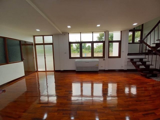 ประกาศฟรี! ซื้อ-ขาย-เช่า คอนโด บ้าน ทาวน์โฮม ที่ดิน และพื้นที่เชิงพาณิชย์ทั่วประเทศไทย ทุกทำเล ทุกงบประมาณ ไม่มีค่าใช้จ่าย ลงง่าย ขายไว เข้าถึงผู้ซื้อโดยตรง 2 508897pic1.jpg