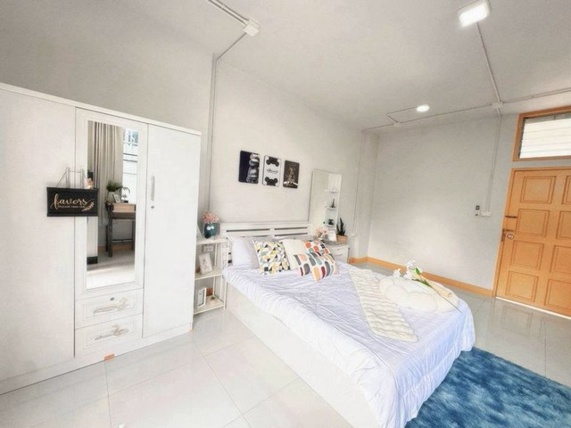 ประกาศฟรี! ซื้อ-ขาย-เช่า คอนโด บ้าน ทาวน์โฮม ที่ดิน และพื้นที่เชิงพาณิชย์ทั่วประเทศไทย ทุกทำเล ทุกงบประมาณ ไม่มีค่าใช้จ่าย ลงง่าย ขายไว เข้าถึงผู้ซื้อโดยตรง 5 247209pic4.jpg