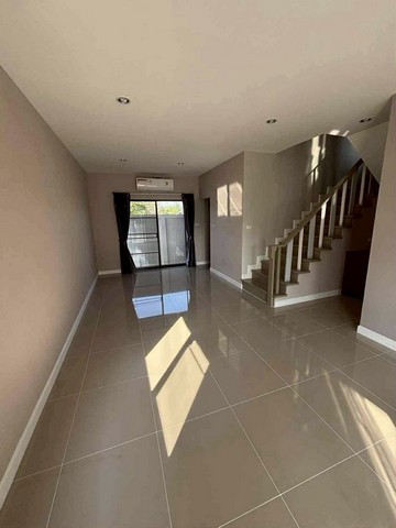 ประกาศฟรี! ซื้อ-ขาย-เช่า คอนโด บ้าน ทาวน์โฮม ที่ดิน และพื้นที่เชิงพาณิชย์ทั่วประเทศไทย ทุกทำเล ทุกงบประมาณ ไม่มีค่าใช้จ่าย ลงง่าย ขายไว เข้าถึงผู้ซื้อโดยตรง 4 247175pic3.jpg