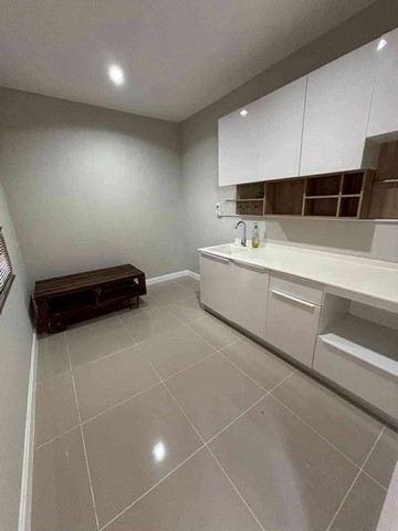 ประกาศฟรี! ซื้อ-ขาย-เช่า คอนโด บ้าน ทาวน์โฮม ที่ดิน และพื้นที่เชิงพาณิชย์ทั่วประเทศไทย ทุกทำเล ทุกงบประมาณ ไม่มีค่าใช้จ่าย ลงง่าย ขายไว เข้าถึงผู้ซื้อโดยตรง 5 247175pic4.jpg