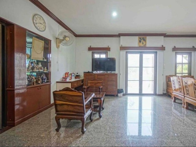 ประกาศฟรี! ซื้อ-ขาย-เช่า คอนโด บ้าน ทาวน์โฮม ที่ดิน และพื้นที่เชิงพาณิชย์ทั่วประเทศไทย ทุกทำเล ทุกงบประมาณ ไม่มีค่าใช้จ่าย ลงง่าย ขายไว เข้าถึงผู้ซื้อโดยตรง 4 312845pic3.jpg