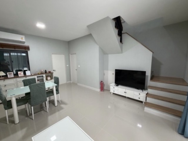 ประกาศฟรี! ซื้อ-ขาย-เช่า คอนโด บ้าน ทาวน์โฮม ที่ดิน และพื้นที่เชิงพาณิชย์ทั่วประเทศไทย ทุกทำเล ทุกงบประมาณ ไม่มีค่าใช้จ่าย ลงง่าย ขายไว เข้าถึงผู้ซื้อโดยตรง 5 16516pic4.jpg