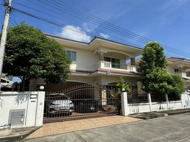 ประกาศฟรี! ซื้อ-ขาย-เช่า คอนโด บ้าน ทาวน์โฮม ที่ดิน และพื้นที่เชิงพาณิชย์ทั่วประเทศไทย ทุกทำเล ทุกงบประมาณ ไม่มีค่าใช้จ่าย ลงง่าย ขายไว เข้าถึงผู้ซื้อโดยตรง 2 247320pic1.jpg