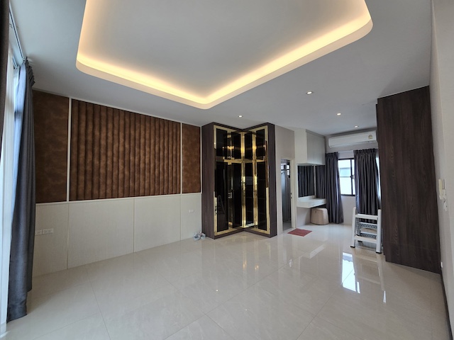 ประกาศฟรี! ซื้อ-ขาย-เช่า คอนโด บ้าน ทาวน์โฮม ที่ดิน และพื้นที่เชิงพาณิชย์ทั่วประเทศไทย ทุกทำเล ทุกงบประมาณ ไม่มีค่าใช้จ่าย ลงง่าย ขายไว เข้าถึงผู้ซื้อโดยตรง 5 508966pic4.jpg