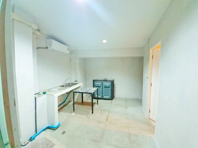 ประกาศฟรี! ซื้อ-ขาย-เช่า คอนโด บ้าน ทาวน์โฮม ที่ดิน และพื้นที่เชิงพาณิชย์ทั่วประเทศไทย ทุกทำเล ทุกงบประมาณ ไม่มีค่าใช้จ่าย ลงง่าย ขายไว เข้าถึงผู้ซื้อโดยตรง 5 247295pic4.jpg