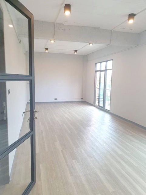 ประกาศฟรี! ซื้อ-ขาย-เช่า คอนโด บ้าน ทาวน์โฮม ที่ดิน และพื้นที่เชิงพาณิชย์ทั่วประเทศไทย ทุกทำเล ทุกงบประมาณ ไม่มีค่าใช้จ่าย ลงง่าย ขายไว เข้าถึงผู้ซื้อโดยตรง 4 247326pic3.jpg