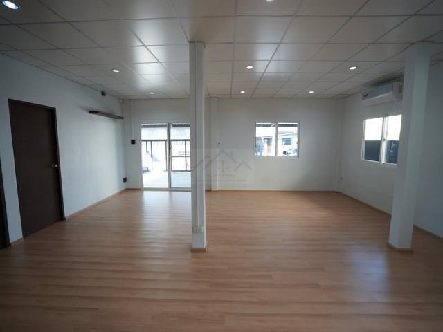 ประกาศฟรี! ซื้อ-ขาย-เช่า คอนโด บ้าน ทาวน์โฮม ที่ดิน และพื้นที่เชิงพาณิชย์ทั่วประเทศไทย ทุกทำเล ทุกงบประมาณ ไม่มีค่าใช้จ่าย ลงง่าย ขายไว เข้าถึงผู้ซื้อโดยตรง 5 508455pic4.jpg