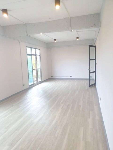 ประกาศฟรี! ซื้อ-ขาย-เช่า คอนโด บ้าน ทาวน์โฮม ที่ดิน และพื้นที่เชิงพาณิชย์ทั่วประเทศไทย ทุกทำเล ทุกงบประมาณ ไม่มีค่าใช้จ่าย ลงง่าย ขายไว เข้าถึงผู้ซื้อโดยตรง 5 247325pic4.jpg