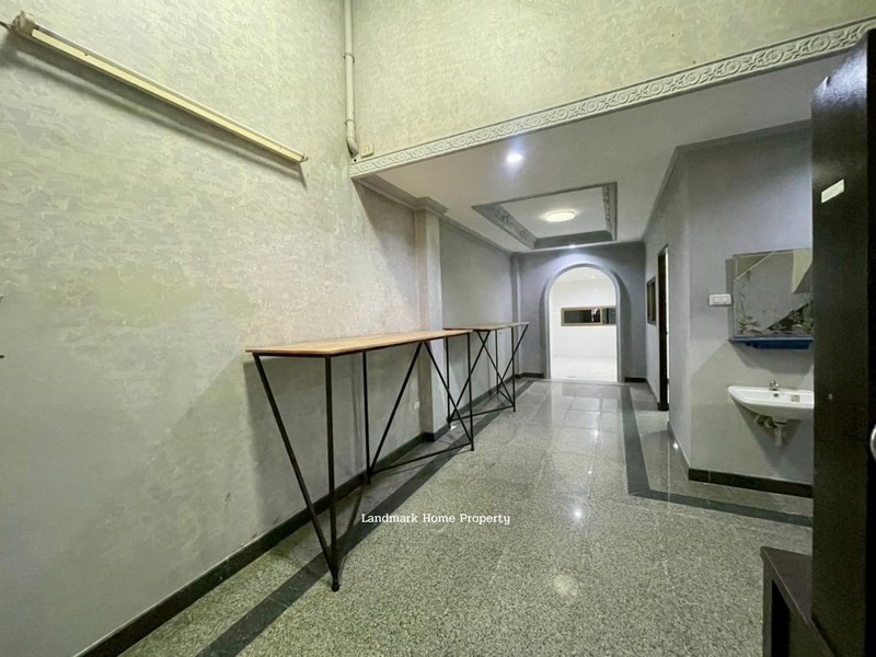 ประกาศฟรี! ซื้อ-ขาย-เช่า คอนโด บ้าน ทาวน์โฮม ที่ดิน และพื้นที่เชิงพาณิชย์ทั่วประเทศไทย ทุกทำเล ทุกงบประมาณ ไม่มีค่าใช้จ่าย ลงง่าย ขายไว เข้าถึงผู้ซื้อโดยตรง 5 312633pic4.jpg