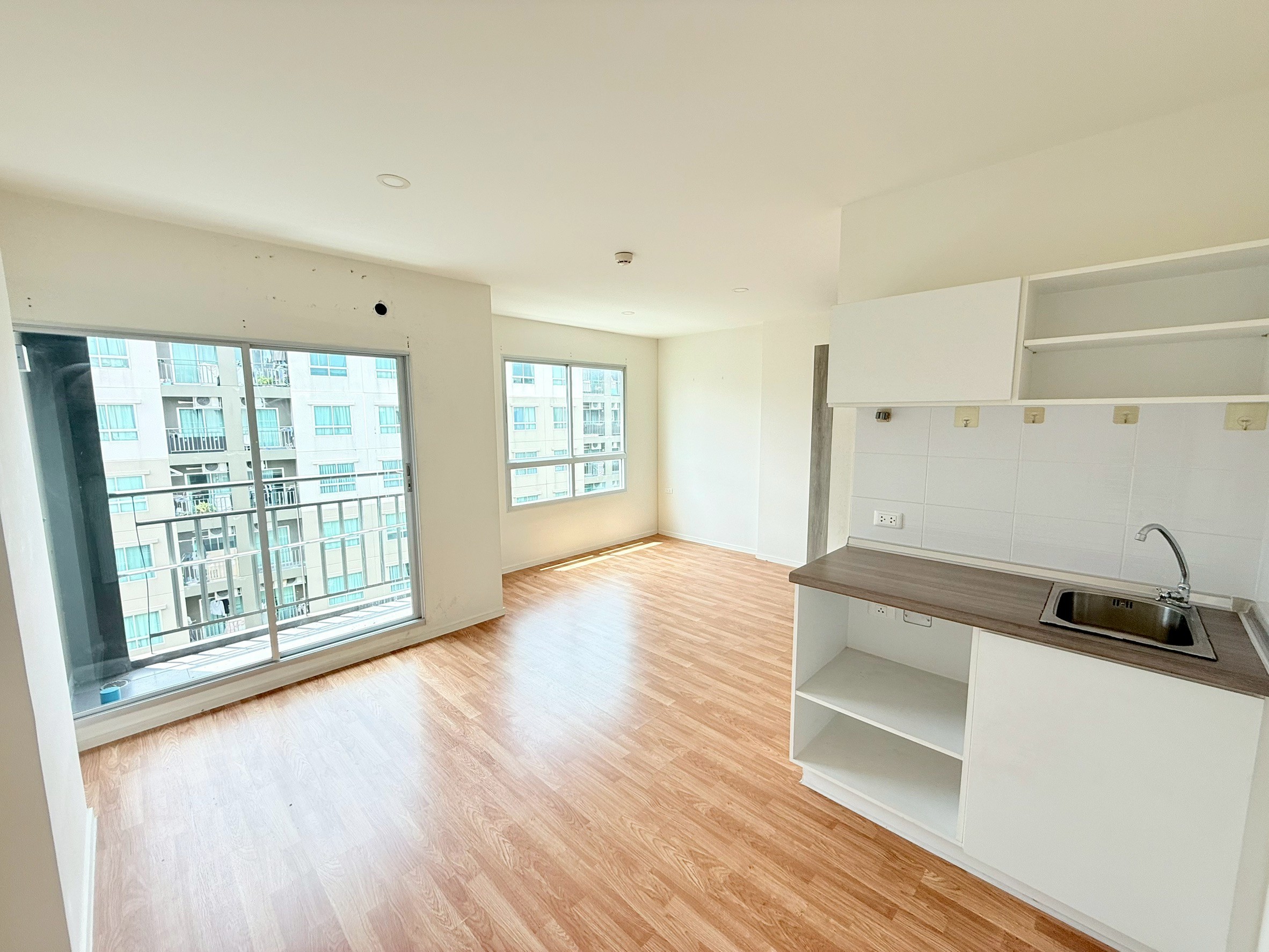 ประกาศฟรี! ซื้อ-ขาย-เช่า คอนโด บ้าน ทาวน์โฮม ที่ดิน และพื้นที่เชิงพาณิชย์ทั่วประเทศไทย ทุกทำเล ทุกงบประมาณ ไม่มีค่าใช้จ่าย ลงง่าย ขายไว เข้าถึงผู้ซื้อโดยตรง 3 247274pic2.jpg