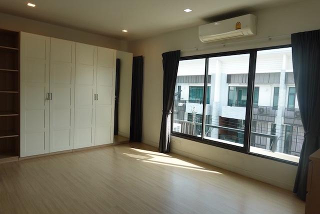 ประกาศฟรี! ซื้อ-ขาย-เช่า คอนโด บ้าน ทาวน์โฮม ที่ดิน และพื้นที่เชิงพาณิชย์ทั่วประเทศไทย ทุกทำเล ทุกงบประมาณ ไม่มีค่าใช้จ่าย ลงง่าย ขายไว เข้าถึงผู้ซื้อโดยตรง 3 509257pic2.jpg