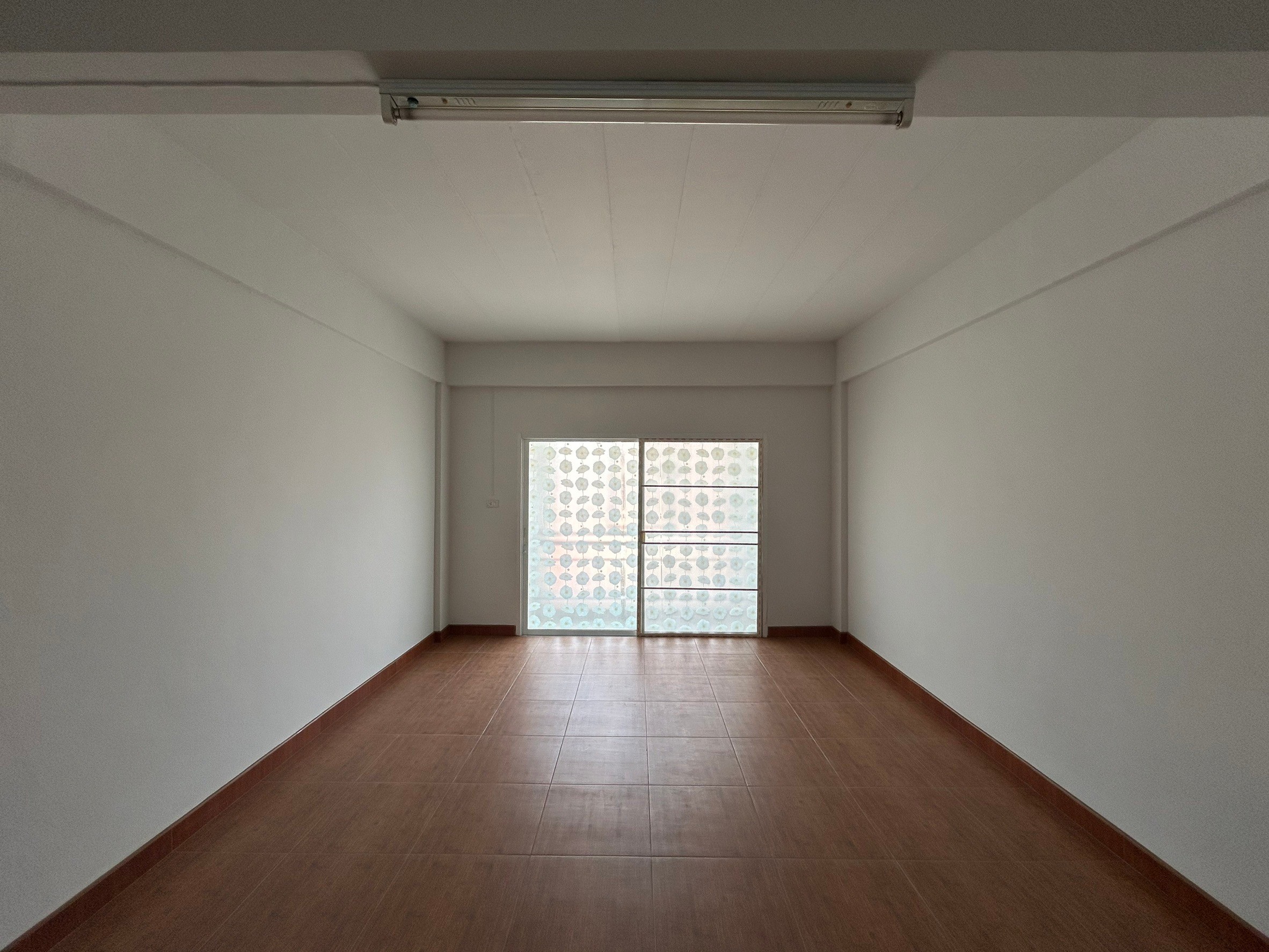 ประกาศฟรี! ซื้อ-ขาย-เช่า คอนโด บ้าน ทาวน์โฮม ที่ดิน และพื้นที่เชิงพาณิชย์ทั่วประเทศไทย ทุกทำเล ทุกงบประมาณ ไม่มีค่าใช้จ่าย ลงง่าย ขายไว เข้าถึงผู้ซื้อโดยตรง 4 247229pic3.jpg