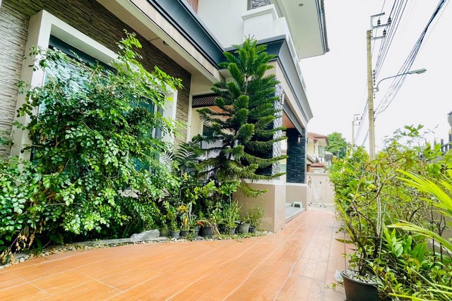 ประกาศฟรี! ซื้อ-ขาย-เช่า คอนโด บ้าน ทาวน์โฮม ที่ดิน และพื้นที่เชิงพาณิชย์ทั่วประเทศไทย ทุกทำเล ทุกงบประมาณ ไม่มีค่าใช้จ่าย ลงง่าย ขายไว เข้าถึงผู้ซื้อโดยตรง 4 312974pic3.jpg