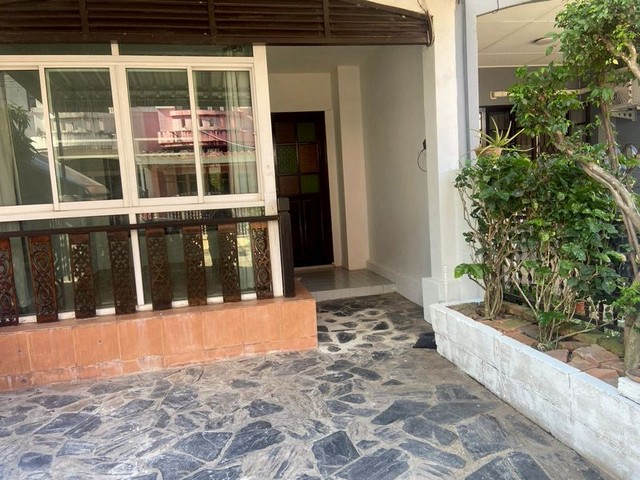 ประกาศฟรี! ซื้อ-ขาย-เช่า คอนโด บ้าน ทาวน์โฮม ที่ดิน และพื้นที่เชิงพาณิชย์ทั่วประเทศไทย ทุกทำเล ทุกงบประมาณ ไม่มีค่าใช้จ่าย ลงง่าย ขายไว เข้าถึงผู้ซื้อโดยตรง 3 247382pic2.jpg