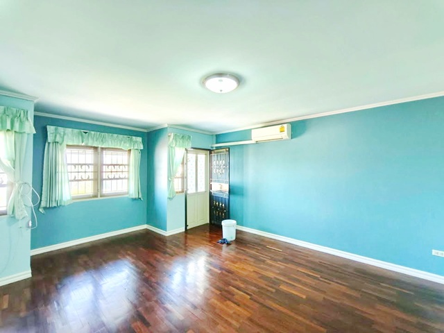 ประกาศฟรี! ซื้อ-ขาย-เช่า คอนโด บ้าน ทาวน์โฮม ที่ดิน และพื้นที่เชิงพาณิชย์ทั่วประเทศไทย ทุกทำเล ทุกงบประมาณ ไม่มีค่าใช้จ่าย ลงง่าย ขายไว เข้าถึงผู้ซื้อโดยตรง 5 247218pic4.jpg