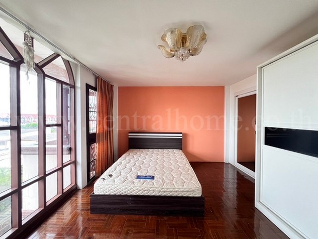 ประกาศฟรี! ซื้อ-ขาย-เช่า คอนโด บ้าน ทาวน์โฮม ที่ดิน และพื้นที่เชิงพาณิชย์ทั่วประเทศไทย ทุกทำเล ทุกงบประมาณ ไม่มีค่าใช้จ่าย ลงง่าย ขายไว เข้าถึงผู้ซื้อโดยตรง 3 232498pic2.jpg