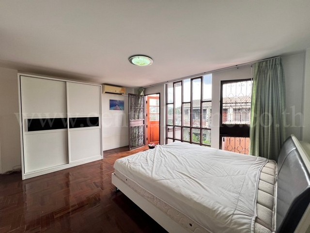 ประกาศฟรี! ซื้อ-ขาย-เช่า คอนโด บ้าน ทาวน์โฮม ที่ดิน และพื้นที่เชิงพาณิชย์ทั่วประเทศไทย ทุกทำเล ทุกงบประมาณ ไม่มีค่าใช้จ่าย ลงง่าย ขายไว เข้าถึงผู้ซื้อโดยตรง 4 232498pic3.jpg