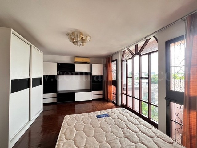 ประกาศฟรี! ซื้อ-ขาย-เช่า คอนโด บ้าน ทาวน์โฮม ที่ดิน และพื้นที่เชิงพาณิชย์ทั่วประเทศไทย ทุกทำเล ทุกงบประมาณ ไม่มีค่าใช้จ่าย ลงง่าย ขายไว เข้าถึงผู้ซื้อโดยตรง 5 232498pic4.jpg