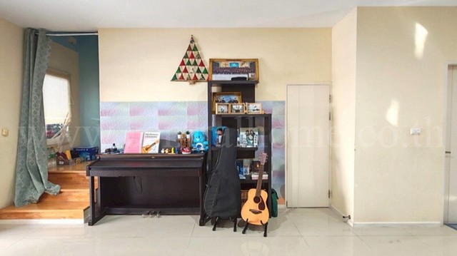 ประกาศฟรี! ซื้อ-ขาย-เช่า คอนโด บ้าน ทาวน์โฮม ที่ดิน และพื้นที่เชิงพาณิชย์ทั่วประเทศไทย ทุกทำเล ทุกงบประมาณ ไม่มีค่าใช้จ่าย ลงง่าย ขายไว เข้าถึงผู้ซื้อโดยตรง 5 247429pic4.jpg