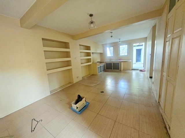 ประกาศฟรี! ซื้อ-ขาย-เช่า คอนโด บ้าน ทาวน์โฮม ที่ดิน และพื้นที่เชิงพาณิชย์ทั่วประเทศไทย ทุกทำเล ทุกงบประมาณ ไม่มีค่าใช้จ่าย ลงง่าย ขายไว เข้าถึงผู้ซื้อโดยตรง 4 247396pic3.jpg