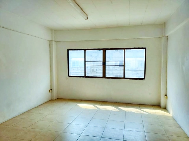 ประกาศฟรี! ซื้อ-ขาย-เช่า คอนโด บ้าน ทาวน์โฮม ที่ดิน และพื้นที่เชิงพาณิชย์ทั่วประเทศไทย ทุกทำเล ทุกงบประมาณ ไม่มีค่าใช้จ่าย ลงง่าย ขายไว เข้าถึงผู้ซื้อโดยตรง 5 247392pic4.jpg